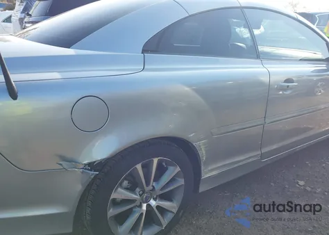 2013 Volvo C70 T5 z USA, uszkodzony, nr VIN YV1672MC4DJ141637